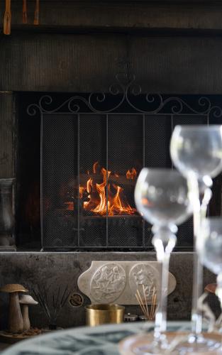 villa-interieur_cheminee